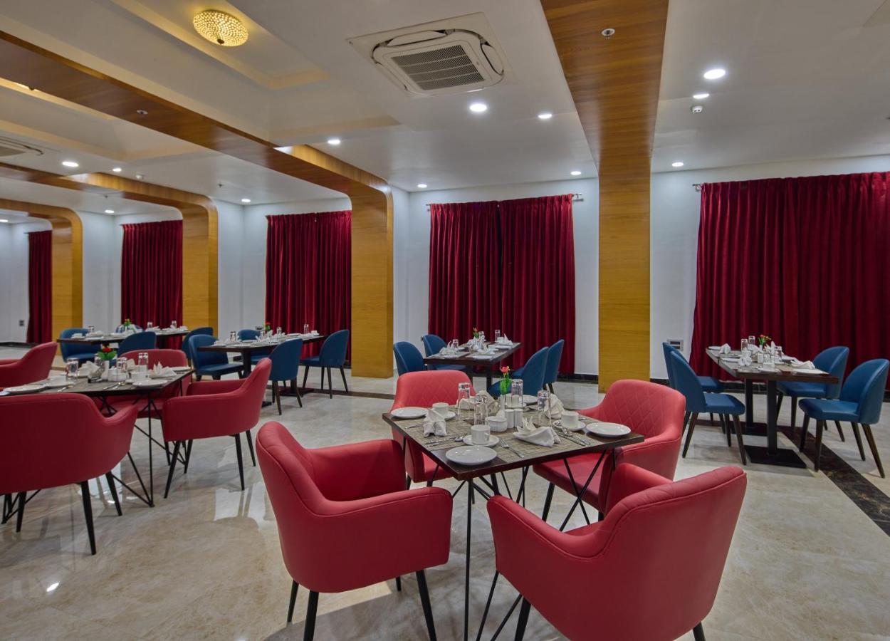 Hotel Golden Tulip Tirupati Exterior foto